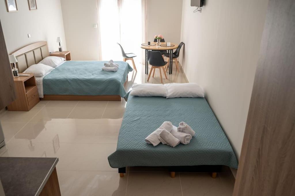 Anesis Airport Rooms 204 Koropí Kültér fotó